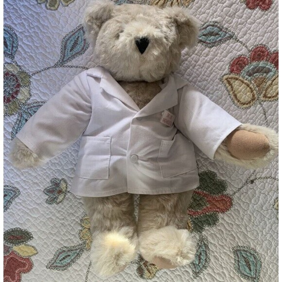 Vermont Teddy Bear Tan Plush 16 Inch Dr I.M. Madaboutu Plush Stuffed Animal Toy - Picture 4 of 7